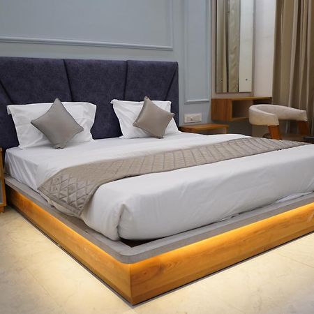 The Grand View Hotel Baijnath Ngoại thất bức ảnh