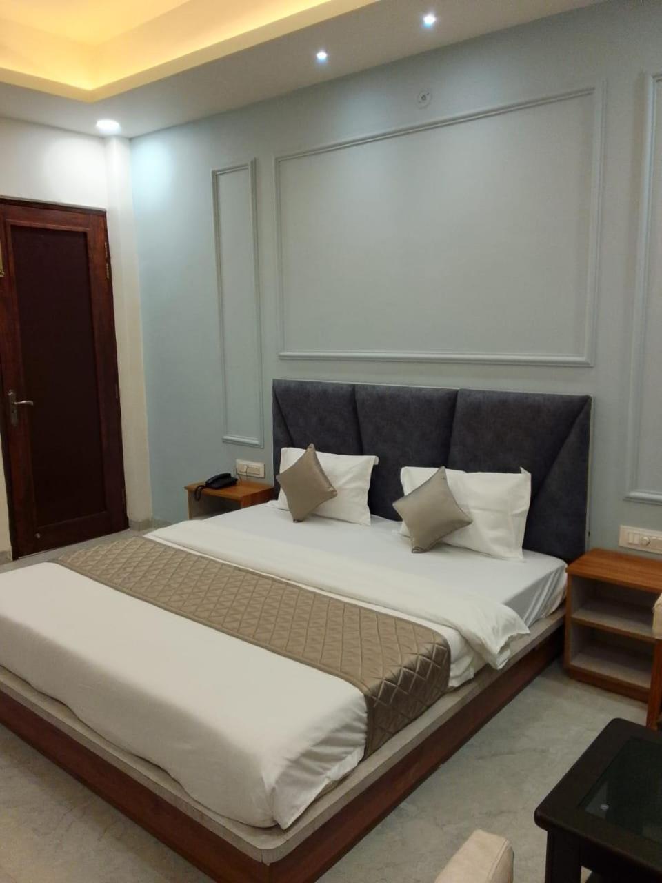The Grand View Hotel Baijnath Ngoại thất bức ảnh
