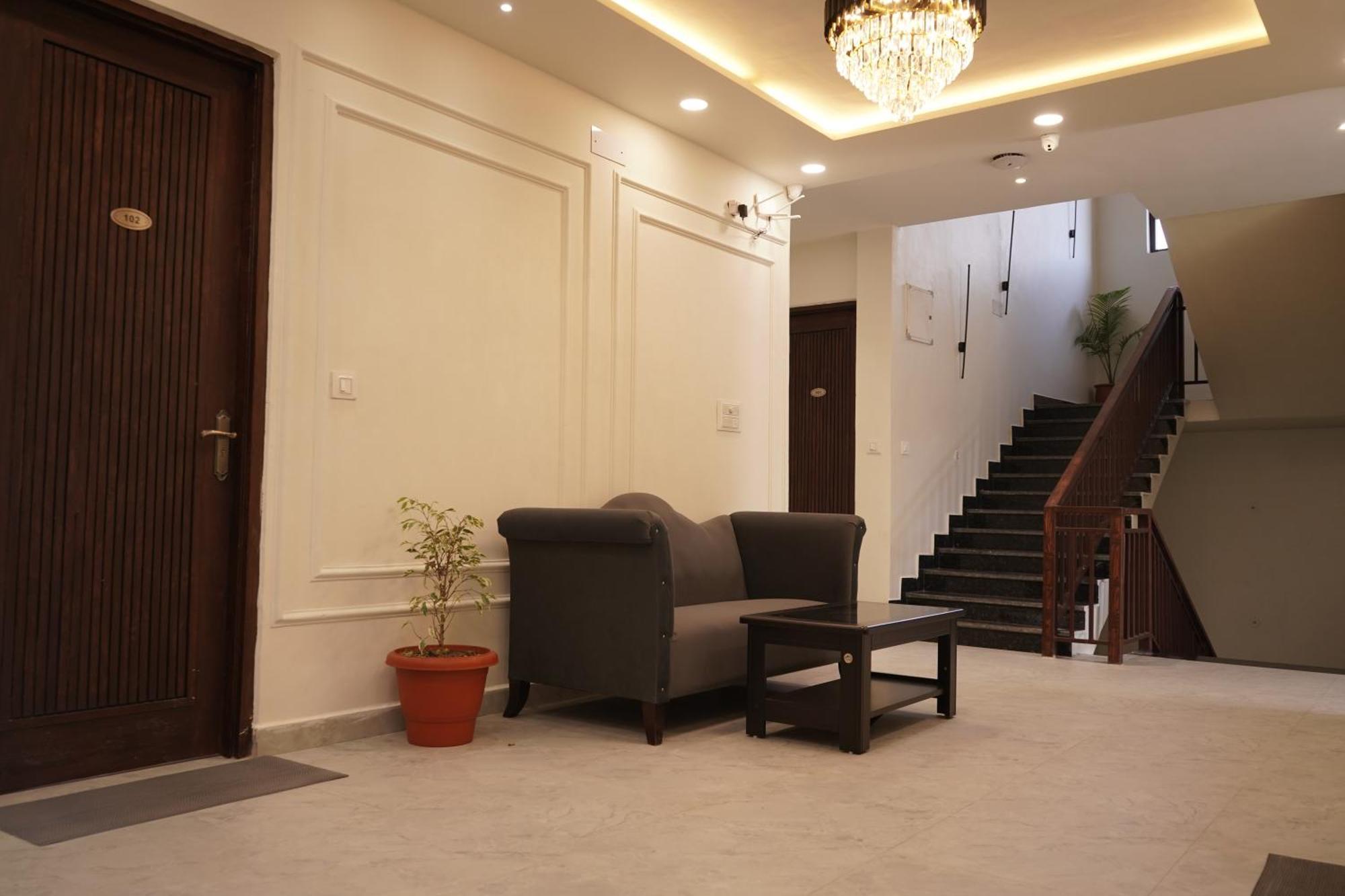 The Grand View Hotel Baijnath Ngoại thất bức ảnh